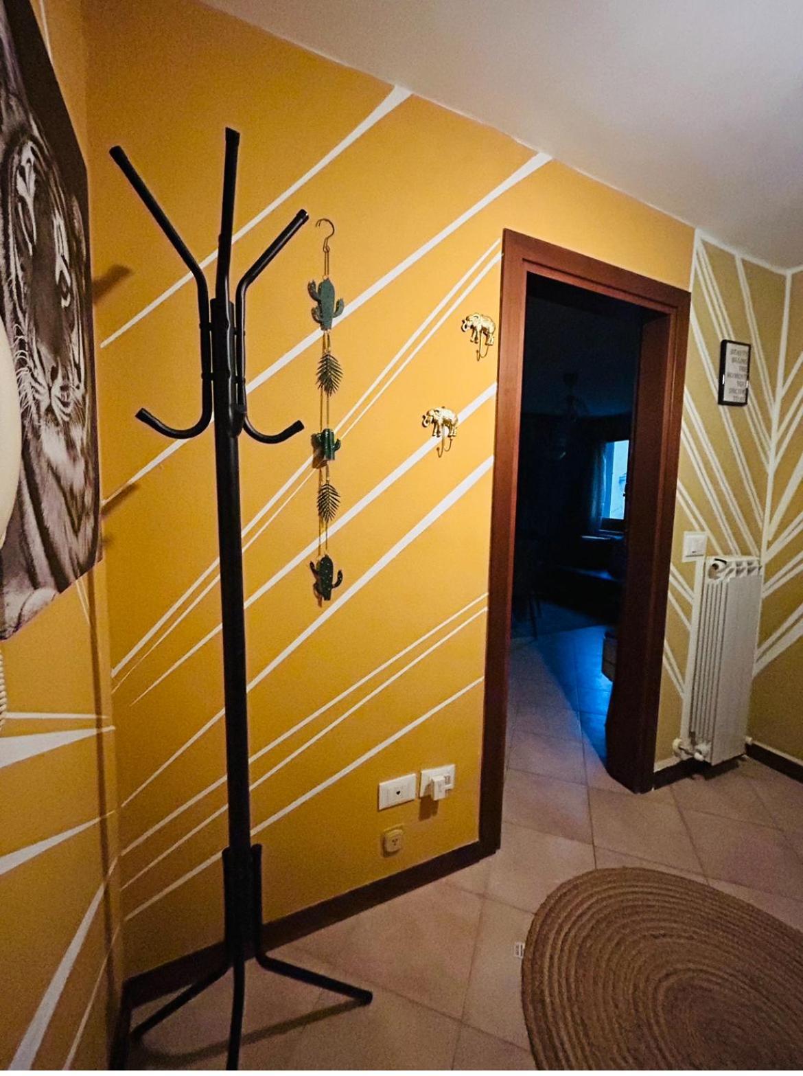 Family House Di Genny E Nicola Small Suite คิออกเจีย ภายนอก รูปภาพ
