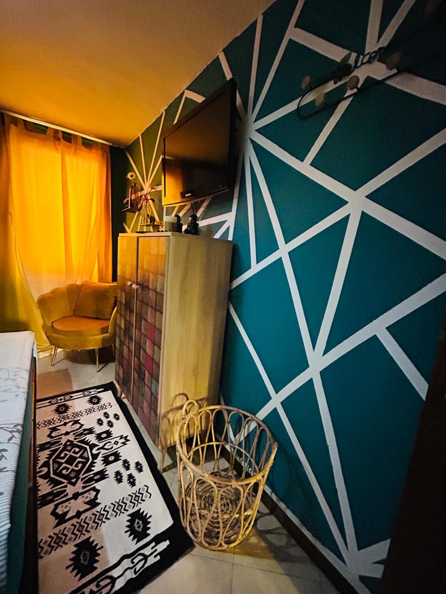 Family House Di Genny E Nicola Small Suite คิออกเจีย ภายนอก รูปภาพ